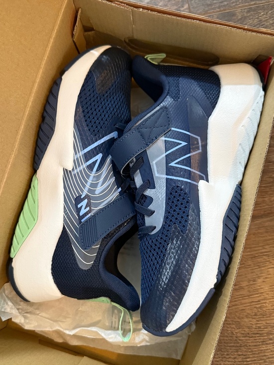 New Balance Other - NEW Kids - New Balance - Size 3.5 Wide
